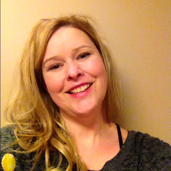 Meet your Posher, Jennie - Picture 1 of 1